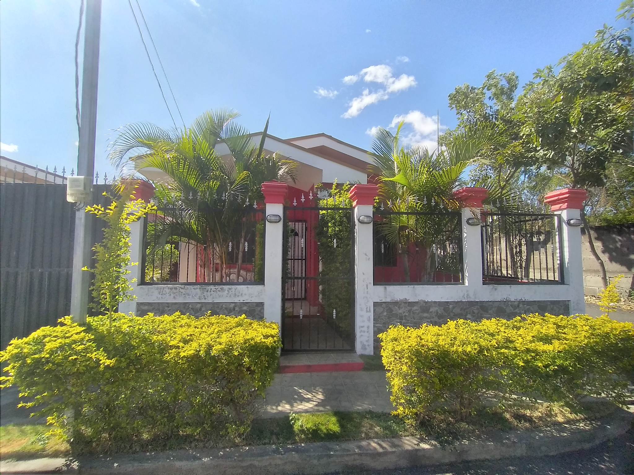 Houses in León For Sale Vendo Casa en la Ciudad de León, Nicaragua